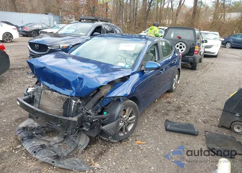 2017 Hyundai Elantra Se из США, поврежденный, VIN 5NPD84LF9HH061119